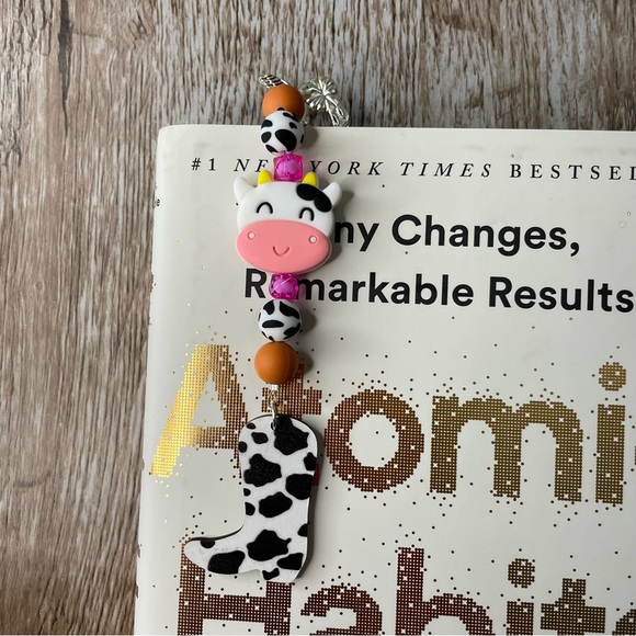 Bookmark Cow Boot Handcrafted Artisan Beaded Metal Journal Gift Read Book - Picture 3 of 3